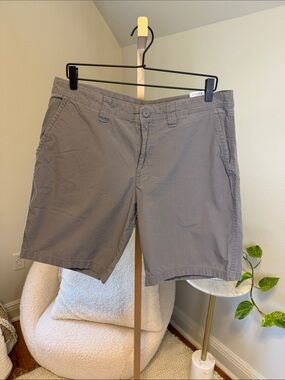 Columbia Men's Gray Outdoor Chino Shorts